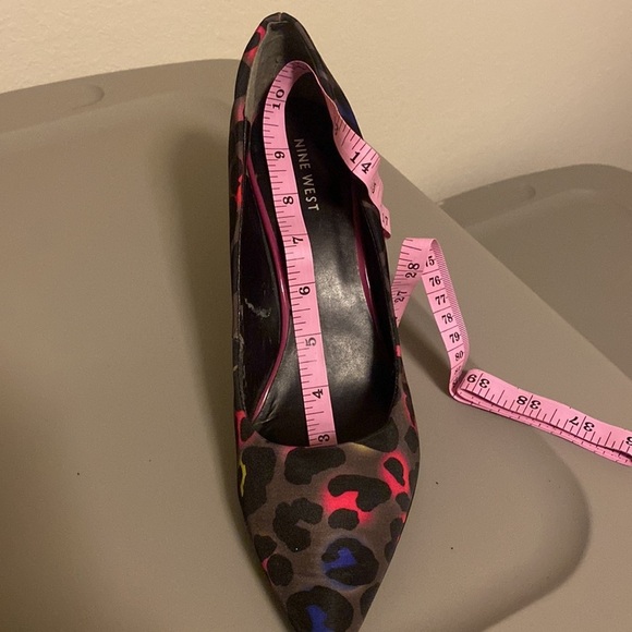 Nine West Women’s Animal Print Heels Open Toe Size 9 1/2 - Picture 9 of 9